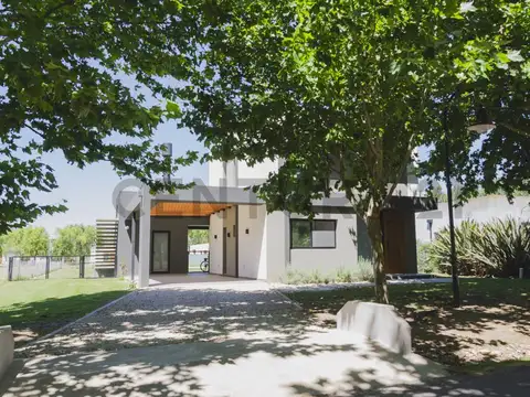 Casa en Venta en Countries y Barrios Cerrados en Coronel Brandsen, USD 250.000