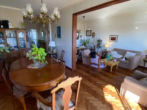 Belgrano 750 , Piso 11