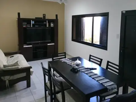 Poniente Arturo Frondizi 100