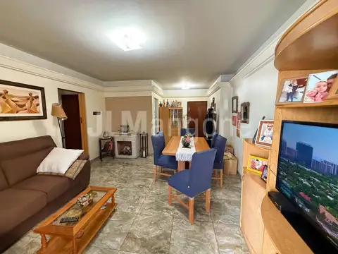 Departamento en Alquiler en Balvanera, $ 900.000