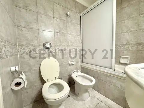 Departamento 3 ambientes con 2 baños