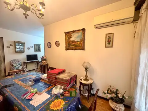 Departamento 3 ambientes super amplio y luminoso con balcón en Caballito