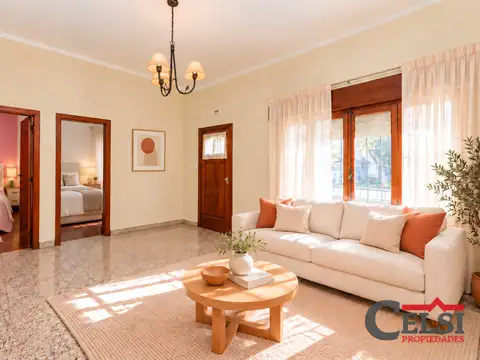 Casa en Venta con 1 cochera