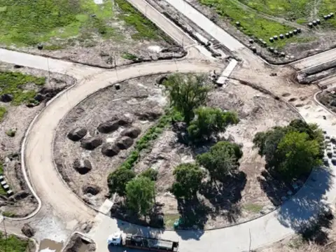 Terreno en Venta 12  mts Fondo
