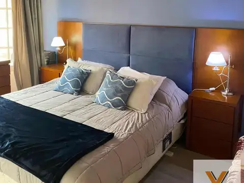 Casa en venta - 5 Dormitorios 3 Baños - Canning