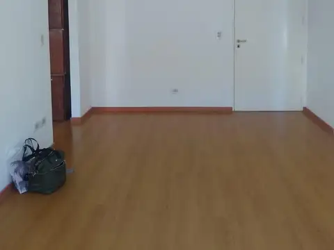 Departamento en Alquiler en Almagro Sur, $ 550.000