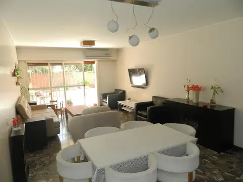 CIUDAD DE LA PAZ 400, Piso 1