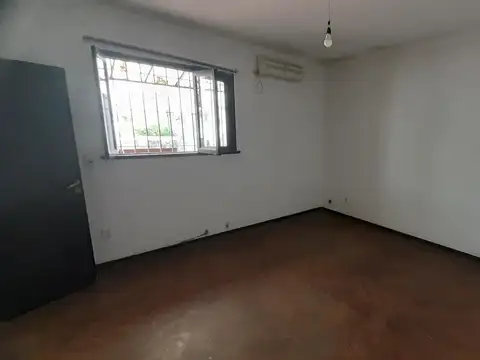 Depto Tipo Casa en Venta en Chacarita, USD 340.000