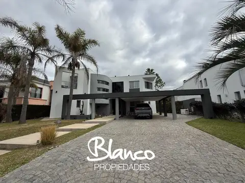 Casa  en Venta en Septiembre, Escobar, G.B.A. Zona Norte