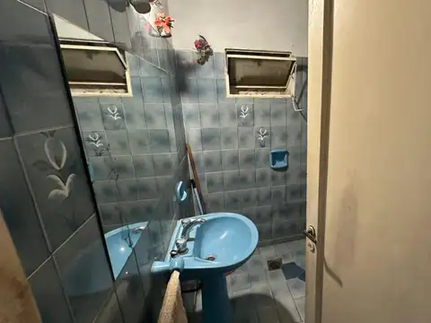 Casa 6 ambientes con 3 baños
