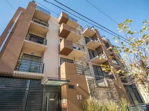 Alquiler Departamento 3 Ambientes con Cochera en Haedo