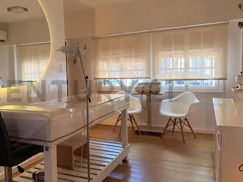 Casa 2 ambientes con 2 baños