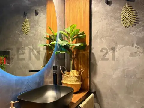 CALLE 8 ESQUINA 41 CASA EN VENTA