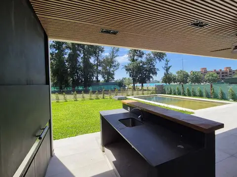 Casa en Venta al Noroeste