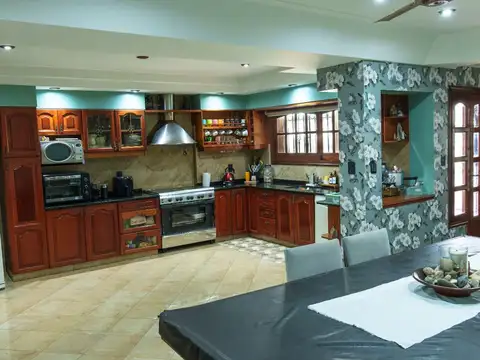 Casa en Venta de 5 dormitorios