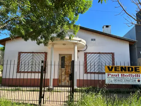 Vendo Casa con dos dormitorios en Caseros, Entre Ríos.