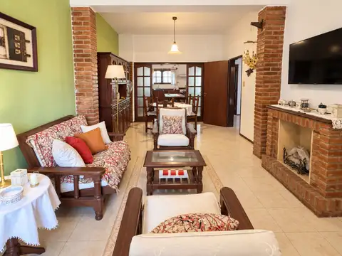 Casa en Venta en San Nicolás de los Arroyos, USD 189.000