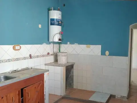 Casa 2 ambientes con 1 baño