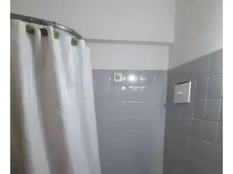 calle 23 623 , Piso 4