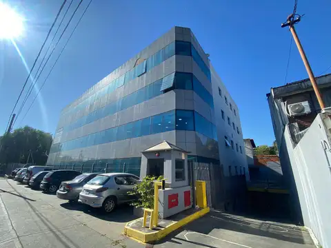 Oficina 2 ambientes con 2 baños