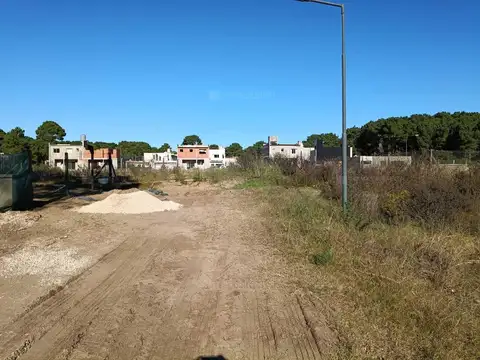 Terreno en Venta en Pinamar, USD 34.000