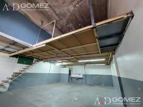 GALPON 90 M2 - 70   ENTREPISO A METROS DE AV. MARQUEZ