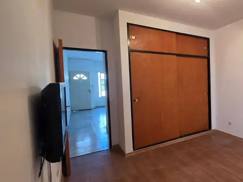 Depto Tipo Casa en Alquiler 27 años