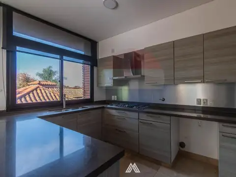 Departamento en Alquiler en Carrasco , USD 2.000
