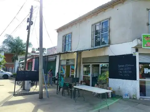 venta casa mas dos locales .PILAR