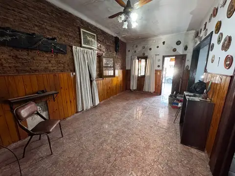 Casa 3 ambientes con 1 baño