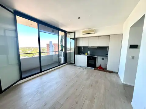 Domingo De Acassuso 1400, Piso 13