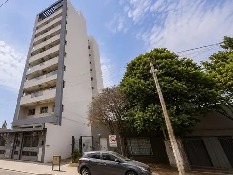 MONOAMBIENTE CON COCHERA EN BERAZATEGUI