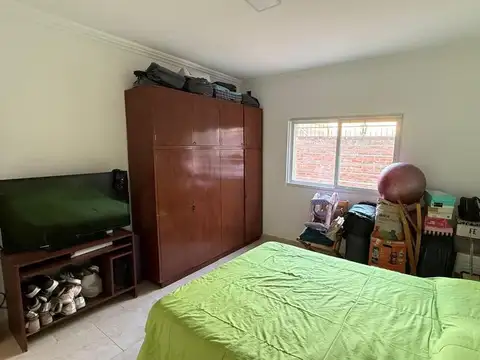 CASA INTERNA UNICA DE 3 DORM. EN COSTANERA