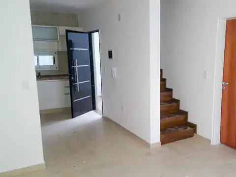 Casa - Alquiler - Argentina, Rosario - Silva 1162