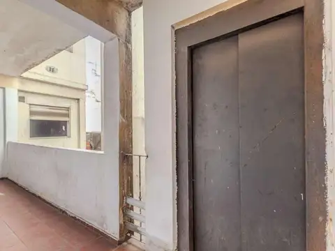 Hipolito Yrigoyen 3600