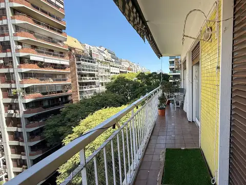 FEDERICO LACROZE 1900, Piso 8