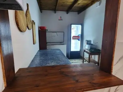 Casa 2 ambientes con 1 baño