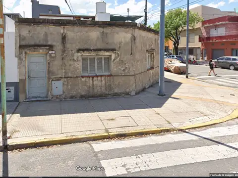 PH entrada independiente c/patio a reciclar s/exp