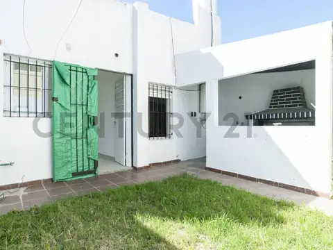 46 entre 137 y 138 2100, Piso 0