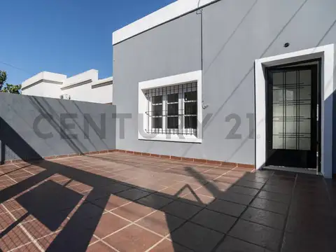 PH en venta en La Plata