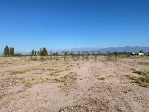 Terreno en Venta en Lunlunta, USD 42.000