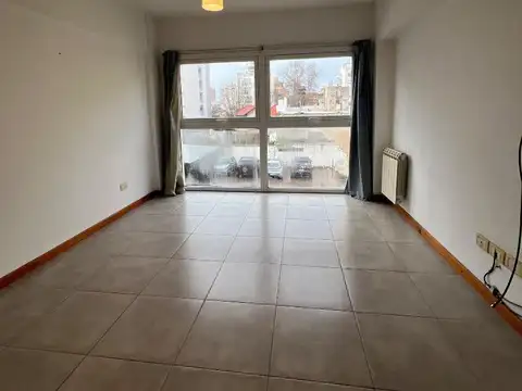 Departamento en Venta en Paseo Aldrey, USD 160.000