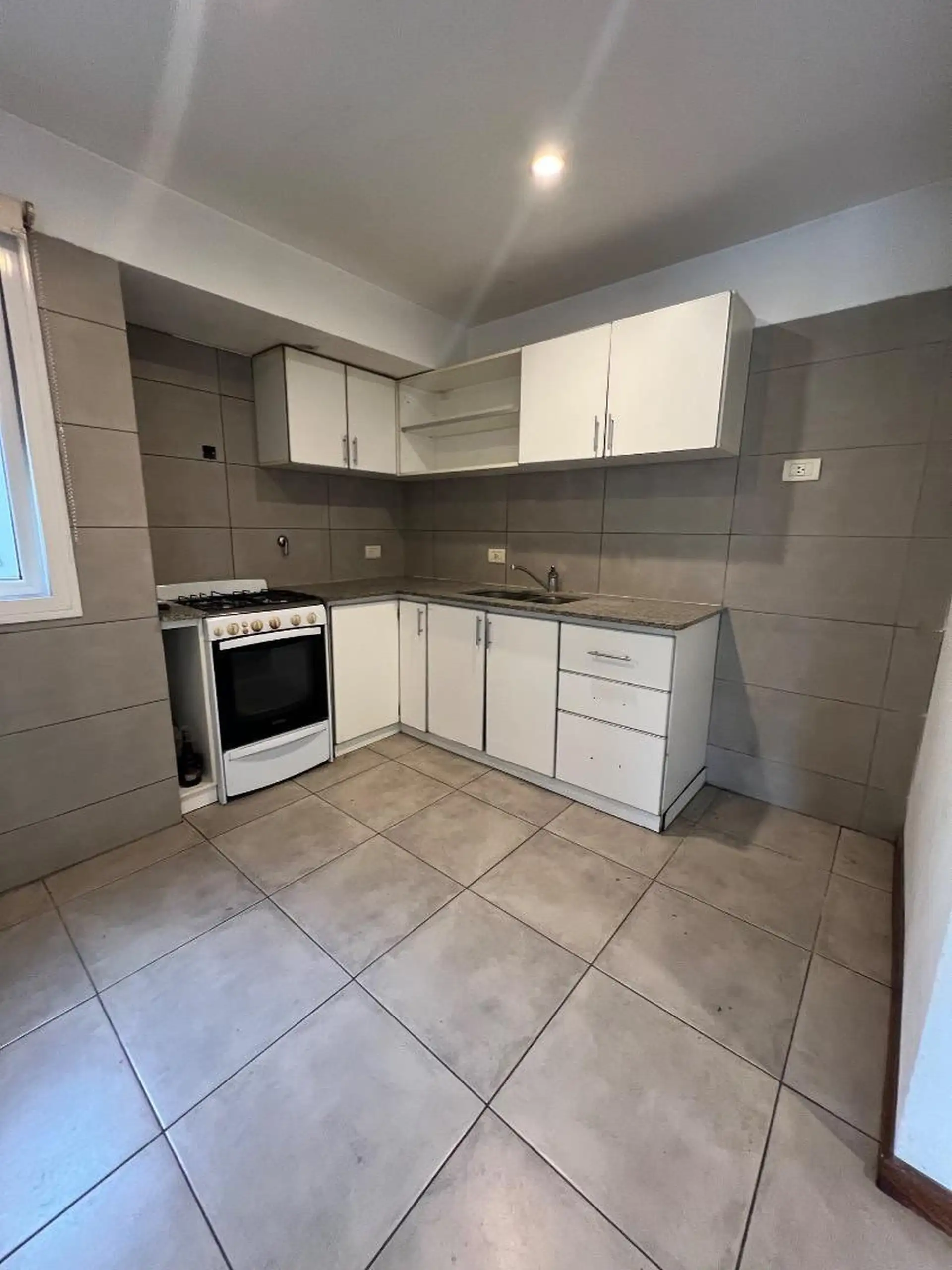 Departamento 3 amb. con cochera Zona Aldrey