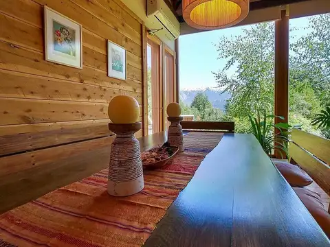 Casa 10 ambientes con 5 baños