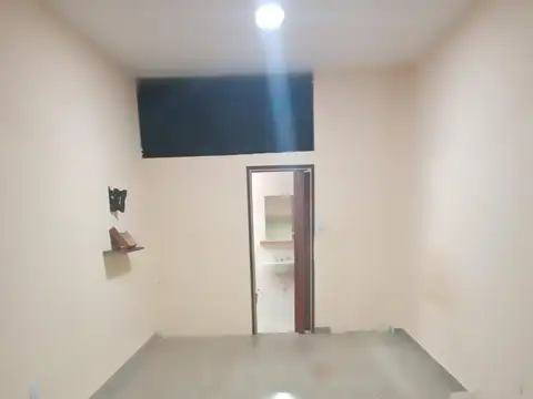 Depto Tipo Casa en Alquiler en Ituzaingo Norte, $ 300.000