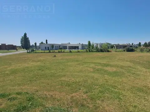 Terreno en Venta 48  mts Fondo