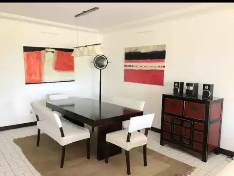 Departamento 4 ambientes con 3 baños