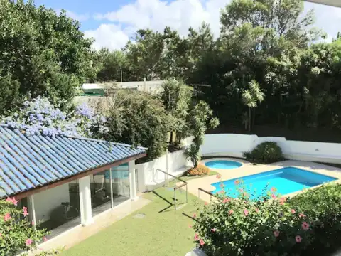 Departamento en Alquiler Temporal en Punta del Este, USD 25.000