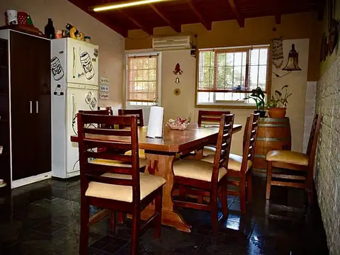 Casa 6 ambientes con 1 baño