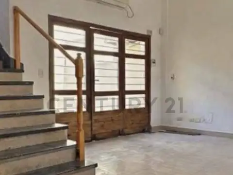 VENTA CASA 4 AMBIENTES - HAEDO NORTE